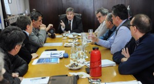 08-08-2016 Neuquen- El Ministro de energia, servicios publicos y recursos naturales Alejandro Nicola serreunió con representantes de Cooperativas Electricas.