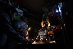 Sin luz en la plata