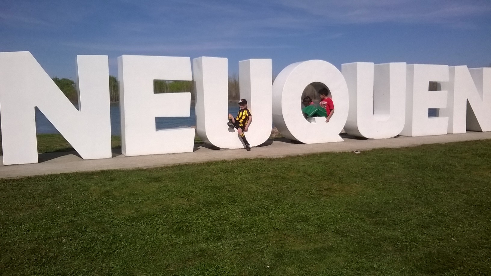 En este momento estás viendo EL TIEMPO PARA ESTE FINDE: CALUROSO EN TODA LA REGIÓN