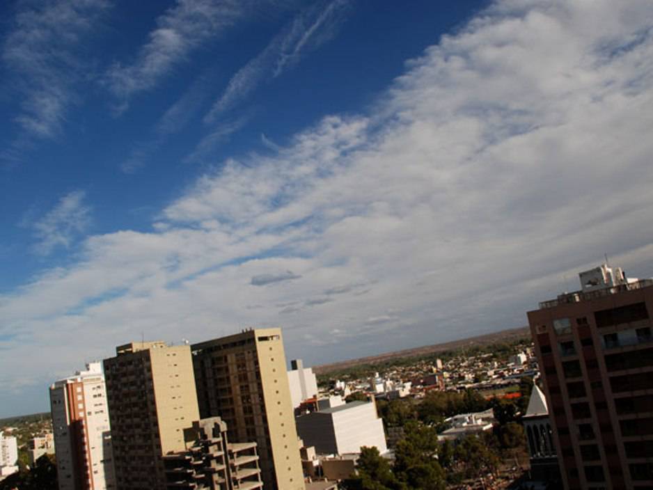 En este momento estás viendo PRONÓSTICO: CÁLIDO E INESTABLE