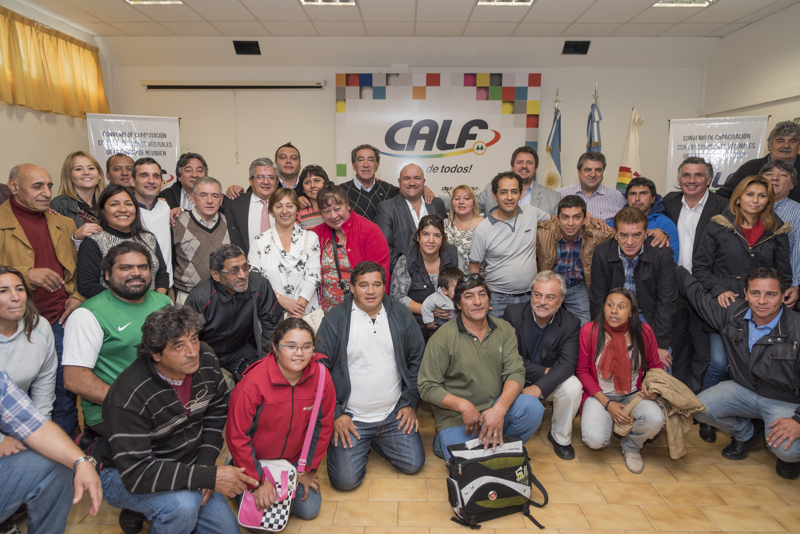 Lee más sobre el artículo CALF LLEVA A LOS BARRIOS LAS CAPACITACIONES GRATUITAS
