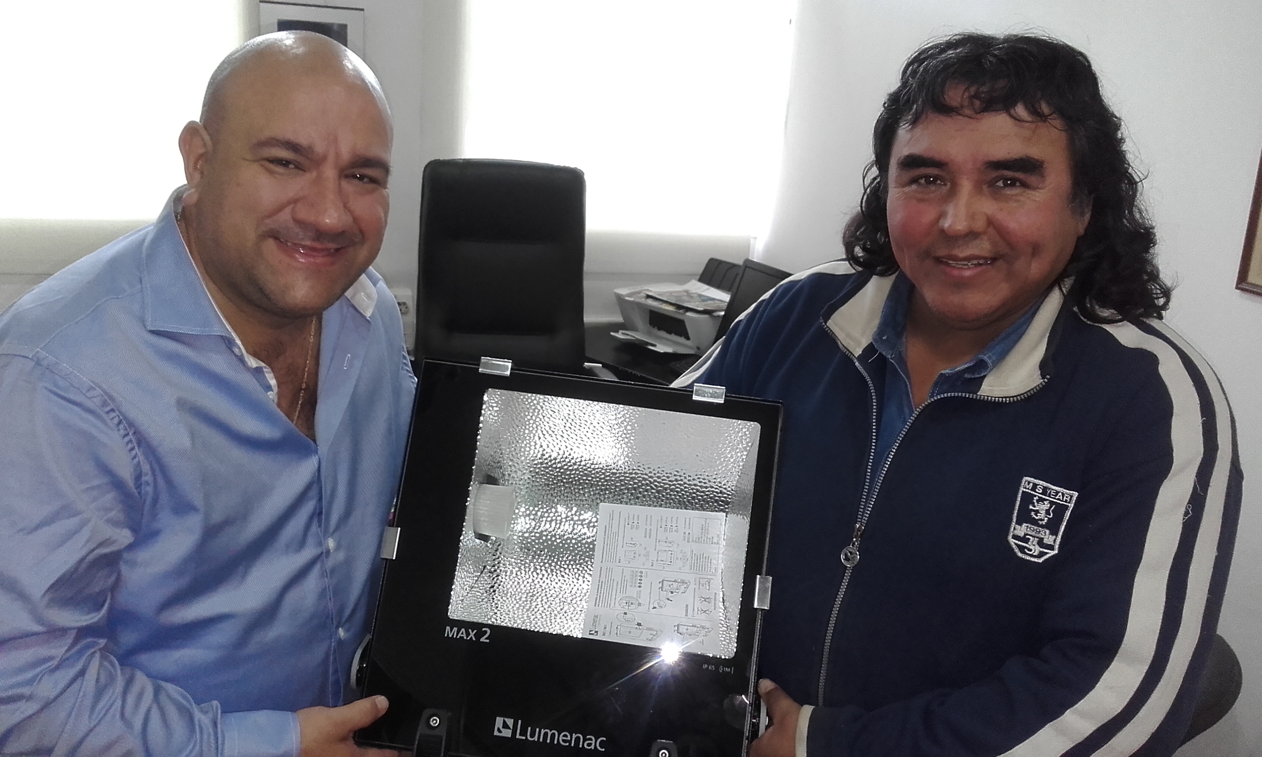 Lee más sobre el artículo EL CLUB EUCALIPTO BLANCO MUY PRONTO TENDRÁ NUEVA ILUMINACIÓN