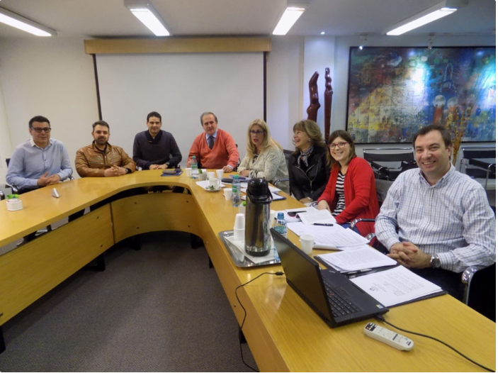 Lee más sobre el artículo ADEERA: SE REUNIÓ LA COMISIÓN TÉCNICA DE IMPUESTOS