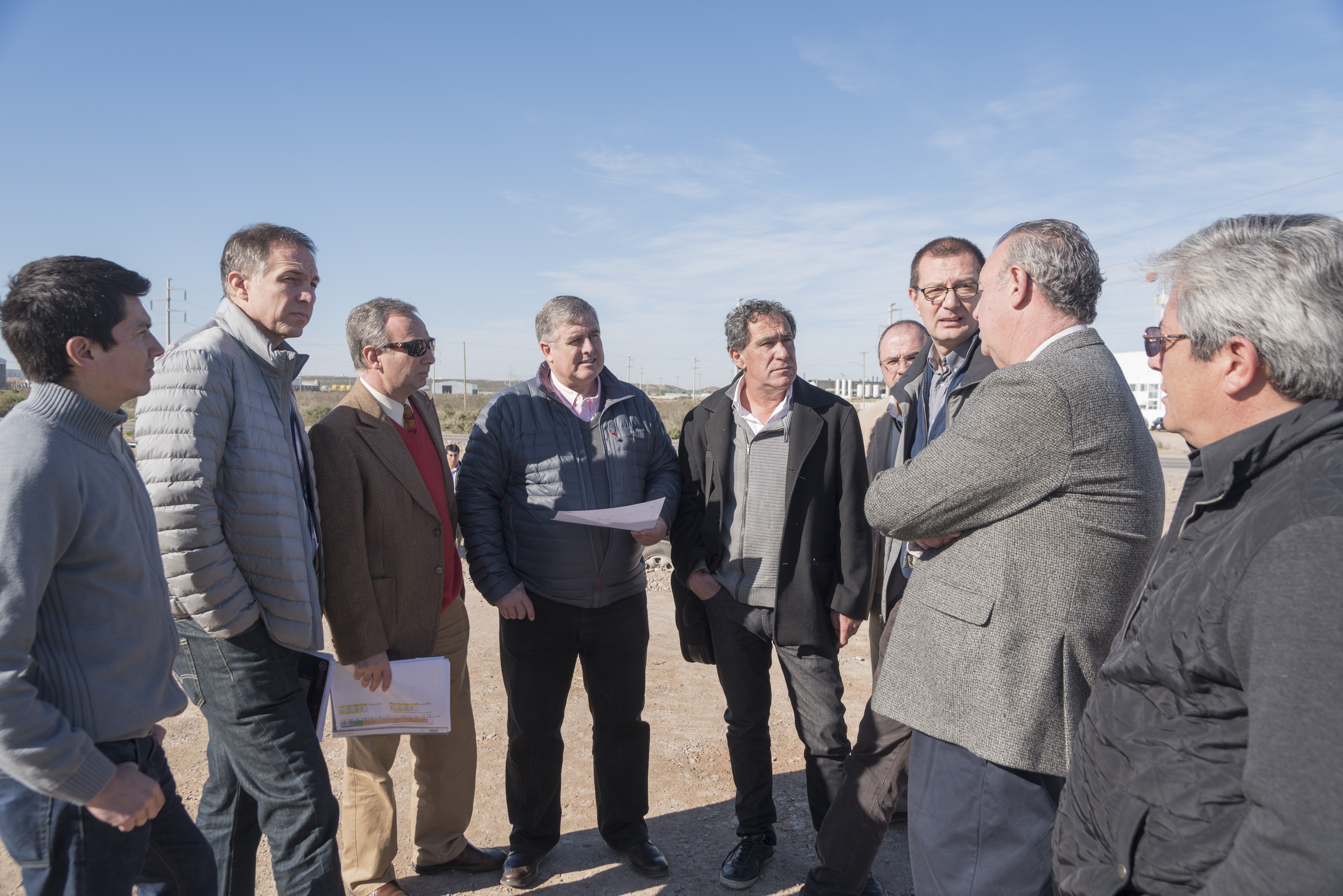 Lee más sobre el artículo TRABAJO EN CONJUNTO ENTRE LA PROVINCIA Y CALF PARA BRINDAR UN MEJOR SERVICIO
