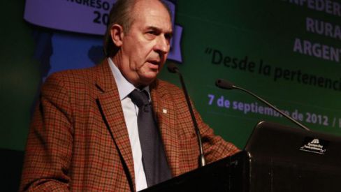 Lee más sobre el artículo EX SECRETARIOS DE ENERGÍA SE REUNIRÁN PARA ACORDAR UNA PROPUESTA DE TRABAJO CONCRETA JUNTO AL GOBIERNO
