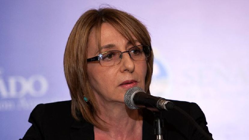 Lee más sobre el artículo GILS CARBÓ DICTAMINÓ A FAVOR DE LA SENTENCIA QUE SUSPENDIÓ LOS AUMENTOS EN LAS TARIFAS DE LUZ