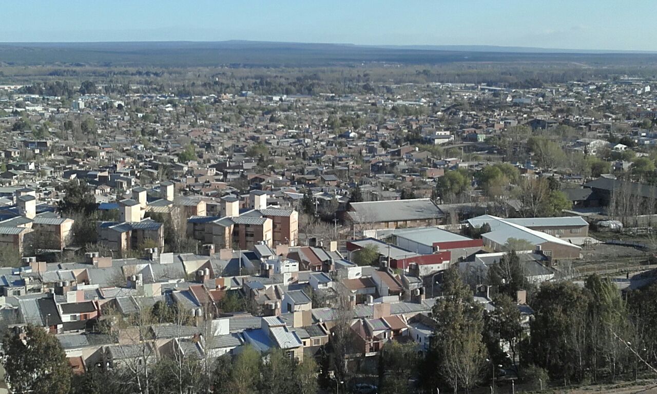 En este momento estás viendo LA CIUDAD MÁS GRANDE DE LA PATAGONIA CUMPLE AÑOS