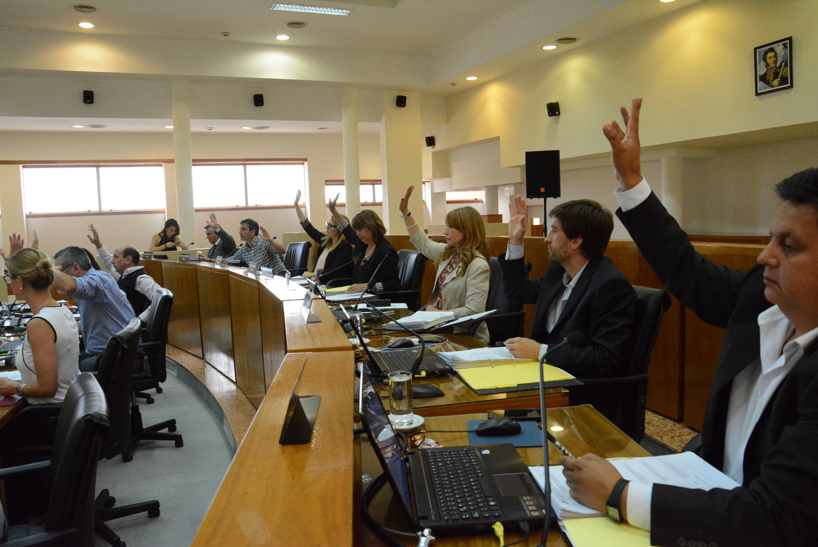 Lee más sobre el artículo EL CONCEJO DELIBERANTE APROBÓ POR MAYORÍA LA ACTUALIZACIÓN TARIFARIA