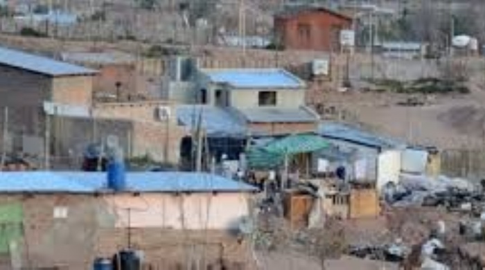 Lee más sobre el artículo CASI 10 MIL FAMILIAS VIVEN EN ASENTAMIENTOS EN NEUQUÉN
