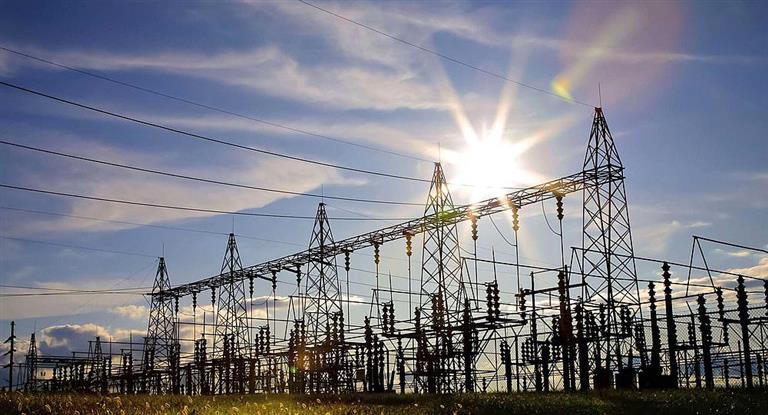 En este momento estás viendo LAS ALTAS TEMPERATURAS VUELVEN A PONER A PRUEBA AL SISTEMA ENERGÉTICO NACIONAL