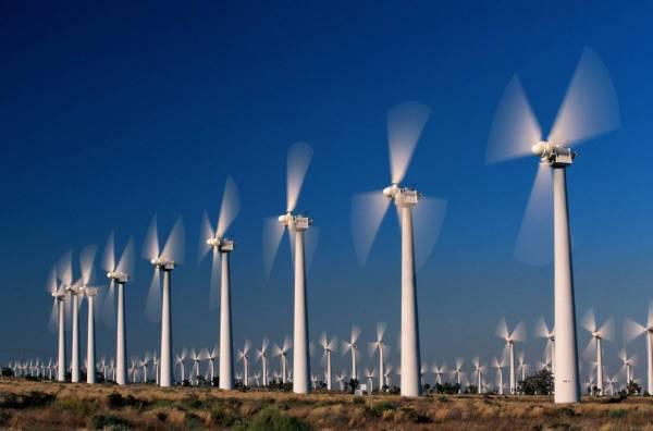 En este momento estás viendo PROMUEVEN INTEGRAR A FABRICANTES NACIONALES EN PROYECTOS DE ENERGÍA EÓLICA