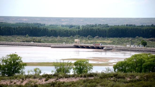 En este momento estás viendo CALF SE DESPRENDE DE CERROS COLORADOS