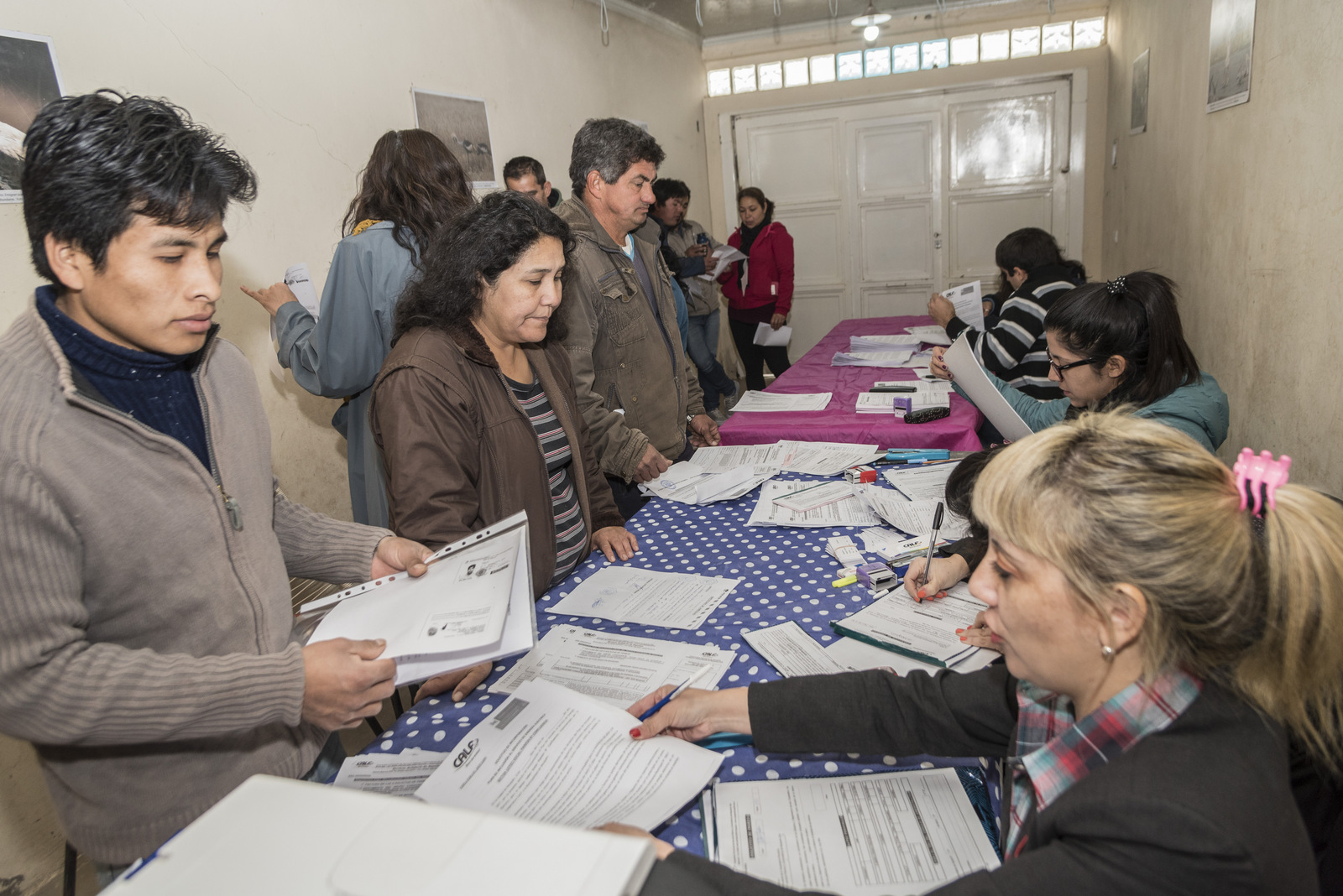 En este momento estás viendo VECINOS DEL LOTEO SOCIAL PAIMÚN COMPLETARON TRAMITE DE SOLICITUD DE MEDIDOR