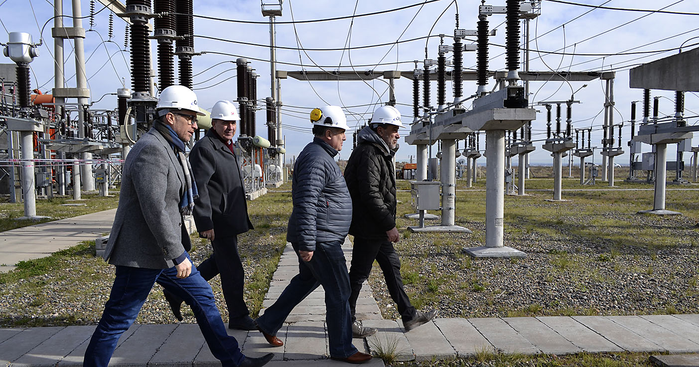 En este momento estás viendo ESTÁ EN MARCHA LA OBRA DE AMPLIACIÓN DE LA ESTACIÓN TRANSFORMADORA GRAN NEUQUÉN