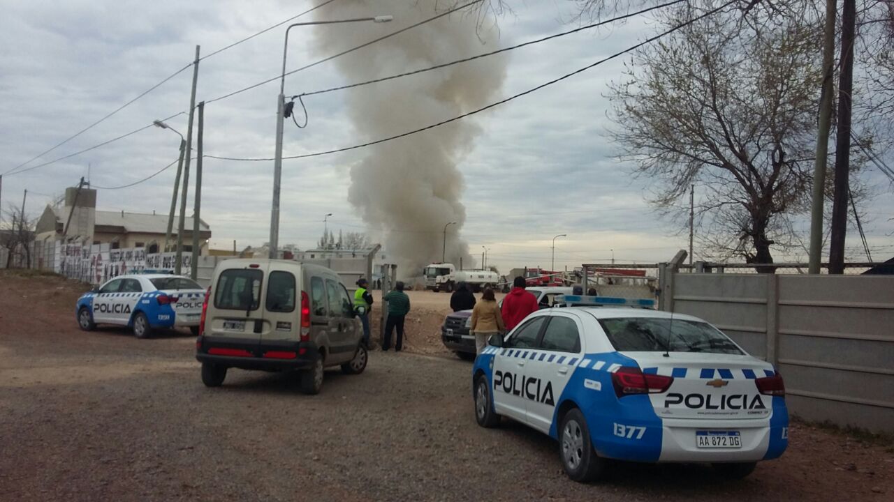 En este momento estás viendo INCENDIO DE REZAGOS EN DEPÓSITO CALF