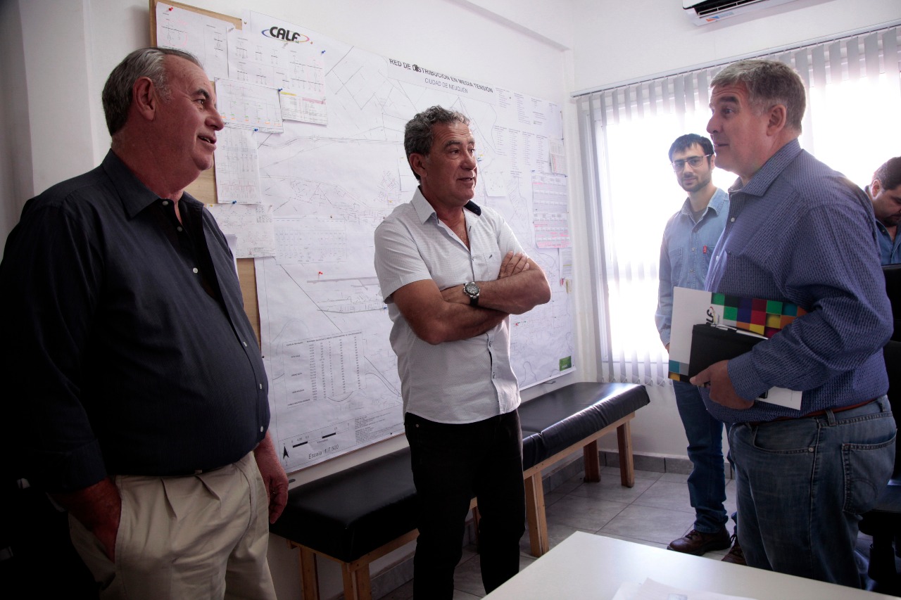 En este momento estás viendo Nicola visitó el Centro de Operaciones en la sede de Calf