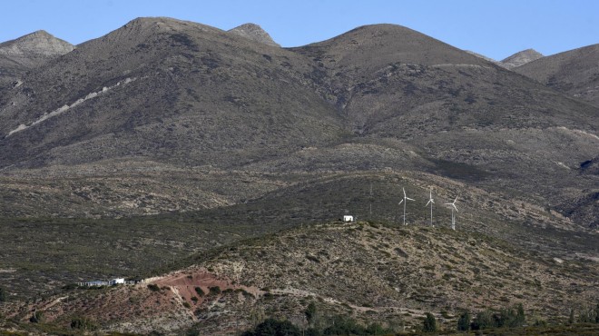Lee más sobre el artículo SE DEMORA EL PRIMER PARQUE EÓLICO PARA NEUQUÉN