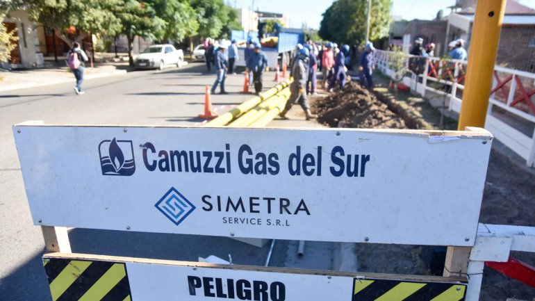 En este momento estás viendo INVIERNO CALENTITO: 17 MIL FAMILIAS TENDRÁN GAS DE RED