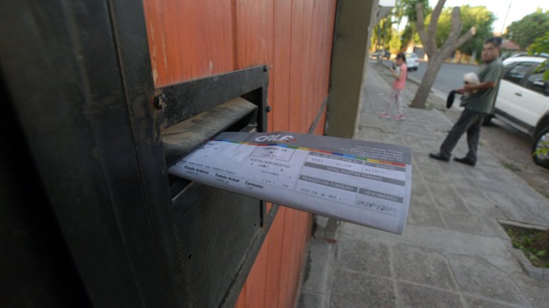 En este momento estás viendo EL AUMENTO DE LA LUZ DEJÓ EL TENDAL DE BOLETAS SIN PAGAR