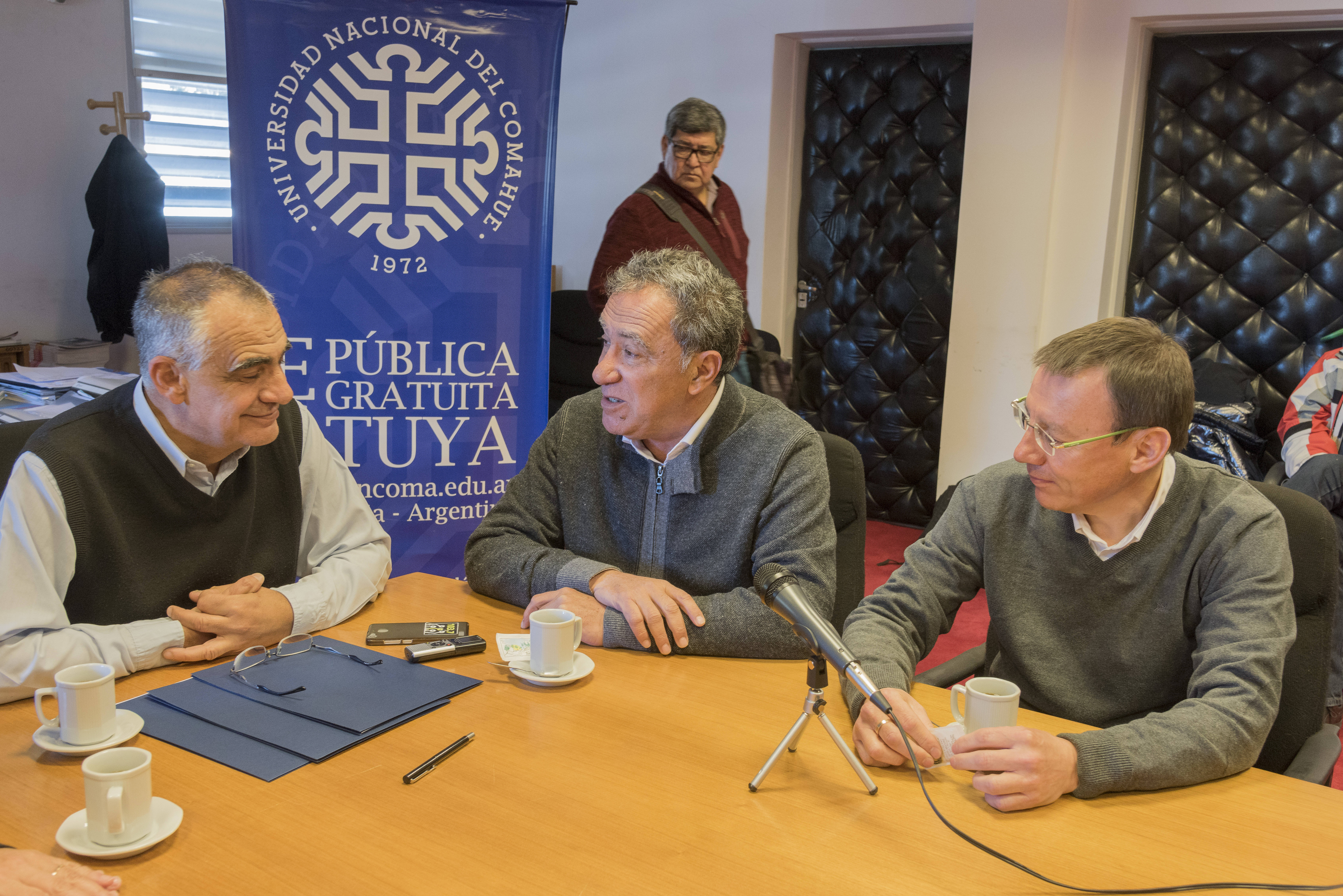 Lee más sobre el artículo CONVENIO CALF-UNCo:  “SOLIDARIDAD Y COOPERATIVISMO”