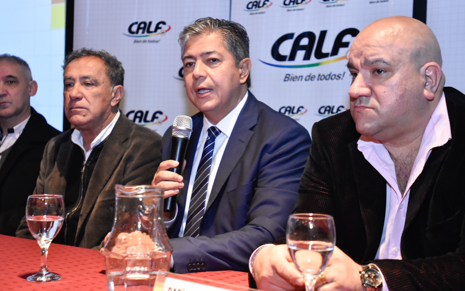 Lee más sobre el artículo ROLANDO FIGUEROA DESTACÓ “EL GRAN TRABAJO SOCIAL Y SOLIDARIO QUE DESARROLLA CALF”