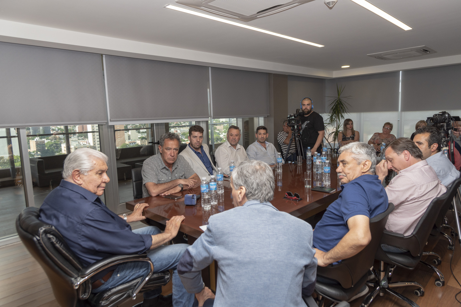 Lee más sobre el artículo MUTUALES Y COOPERATIVAS NEUQUINAS PEDIRÁN INCONSTITUCIONALIDAD DEL ART. 126 DEL PRESUPUESTO NACIONAL