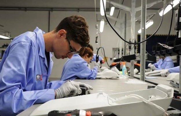 Lee más sobre el artículo INDUSTRIA NACIONAL DE LUMINARIAS LEDS SE DECLARA EN ESTADO “CRÍTICO” Y EXIGE AL GOBIERNO UNA REVISIÓN DE LAS ÚLTIMAS MEDIDAS TOMADAS