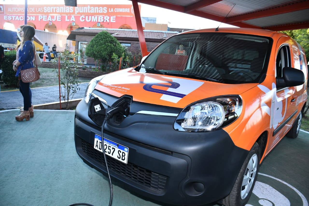 Lee más sobre el artículo RUTAS ELÉCTRICAS EN SANTA FE Y SAN LUIS