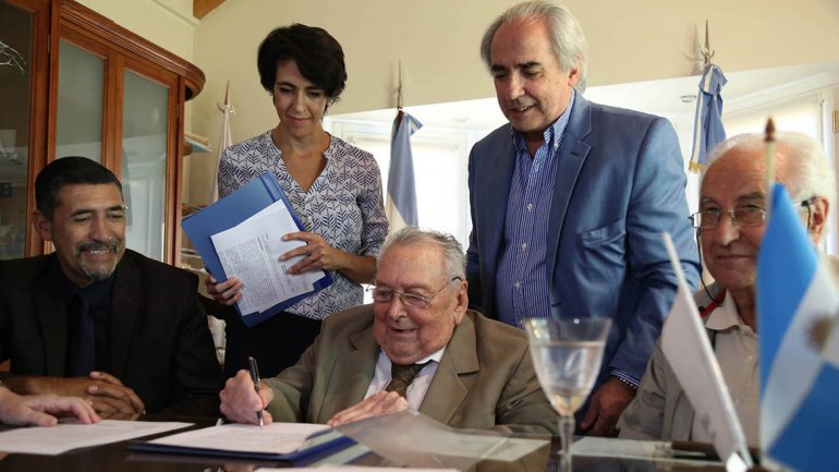 Lee más sobre el artículo LICITAN LA ESPERADA CENTRAL VILLA DEL NAHUEVE