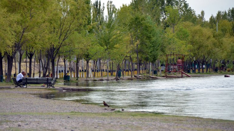 En este momento estás viendo LA CRECIDA DEL LIMAY NO FUE TAN GRAVE