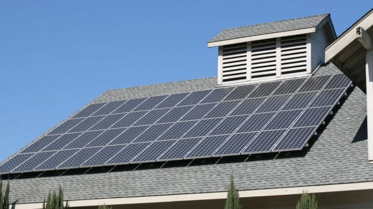 En este momento estás viendo DEBUTÓ PLATAFORMA PARA QUE HOGARES Y EMPRESAS PUEDAN GENERAR ENERGÍA