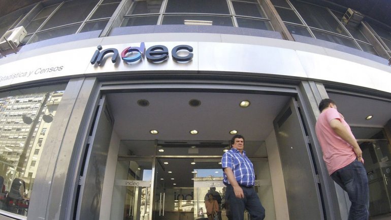 Lee más sobre el artículo PARA NO SER POBRE, UNA FAMILIA NECESITA $27.570 POR MES