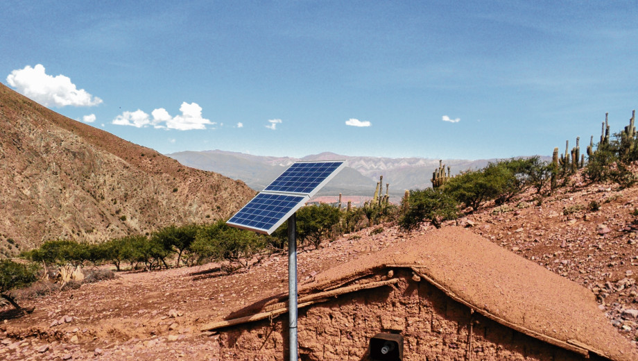 En este momento estás viendo LLEGAN LOS KITS SOLARES PARA CASAS