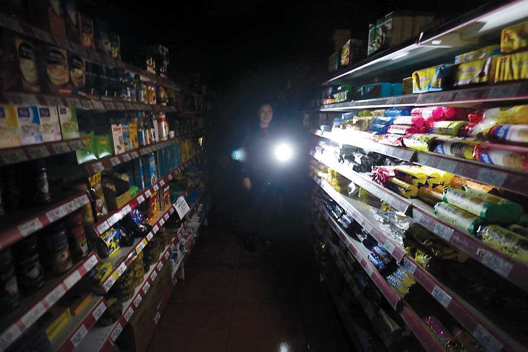 Lee más sobre el artículo LA PLATA (EDELAP): INSTALARÁN 40 GENERADORES PARA RESTABLECER EL SERVICIO ELÉCTRICO