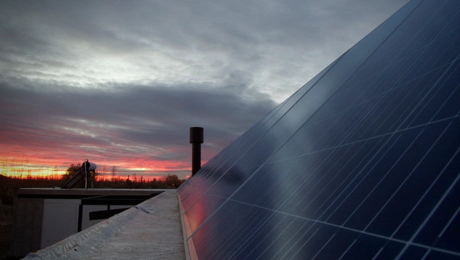Lee más sobre el artículo LA ENERGÍA SOLAR GANA TERRENO EN ZONAS RURALES