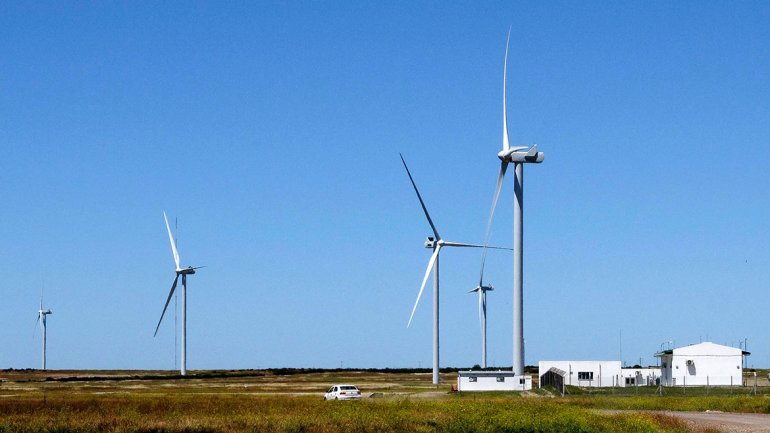 Lee más sobre el artículo LA ENERGÍA LIMPIA SE METE EN EL DEBATE LABORAL DE LA CIUDAD