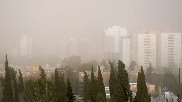 En este momento estás viendo GUARDÁ LA CAMPERA Y PREPARATE PARA EL VIENTO