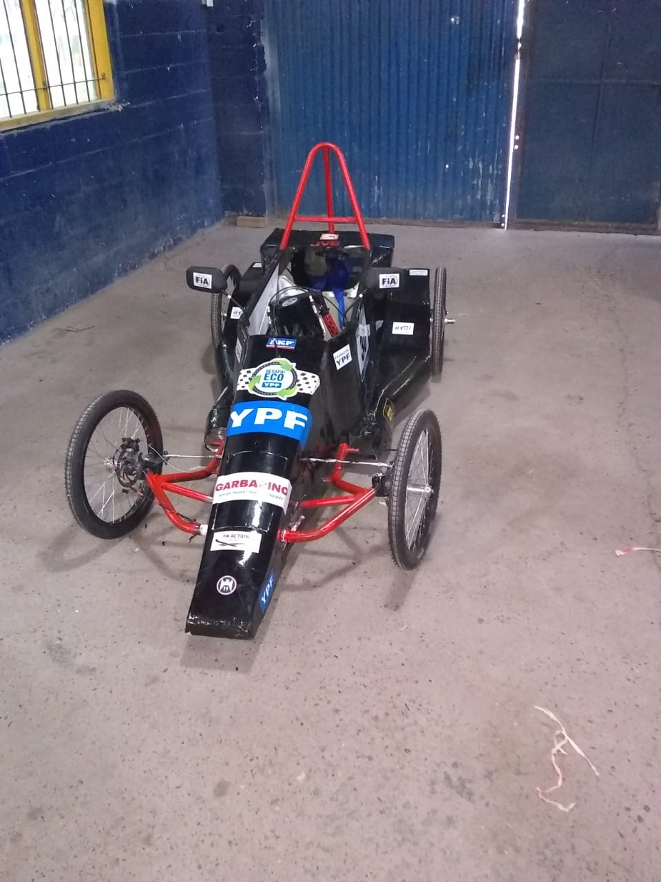 En este momento estás viendo UN AUTO ELÉCTRICO DISEÑADO EN UNA ESCUELA TÉCNICA DE NEUQUÉN COMPETIRÁ EN LA PISTA DEL GÁLVEZ