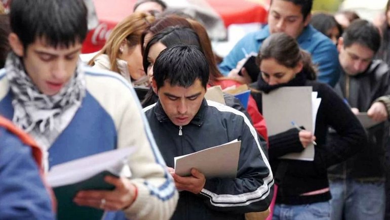 En este momento estás viendo EL DESEMPLEO EN NEUQUÉN AFECTA A LOS MÁS JÓVENES