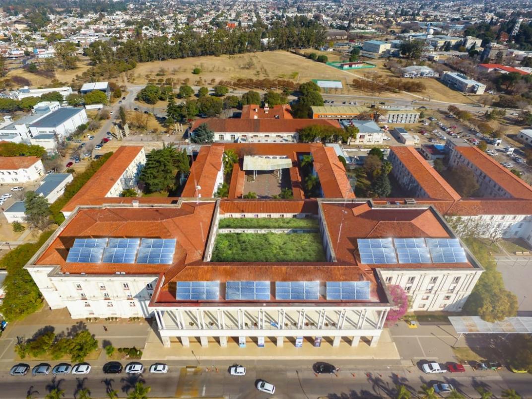 En este momento estás viendo CÓRDOBA: LOS EDIFICIOS DE LA UNC (CÓRDOBA) SERÁN SUSTENTABLES