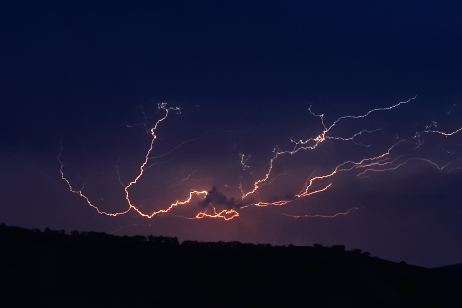 Lee más sobre el artículo Recomendaciones ante posibles tormentas eléctricas