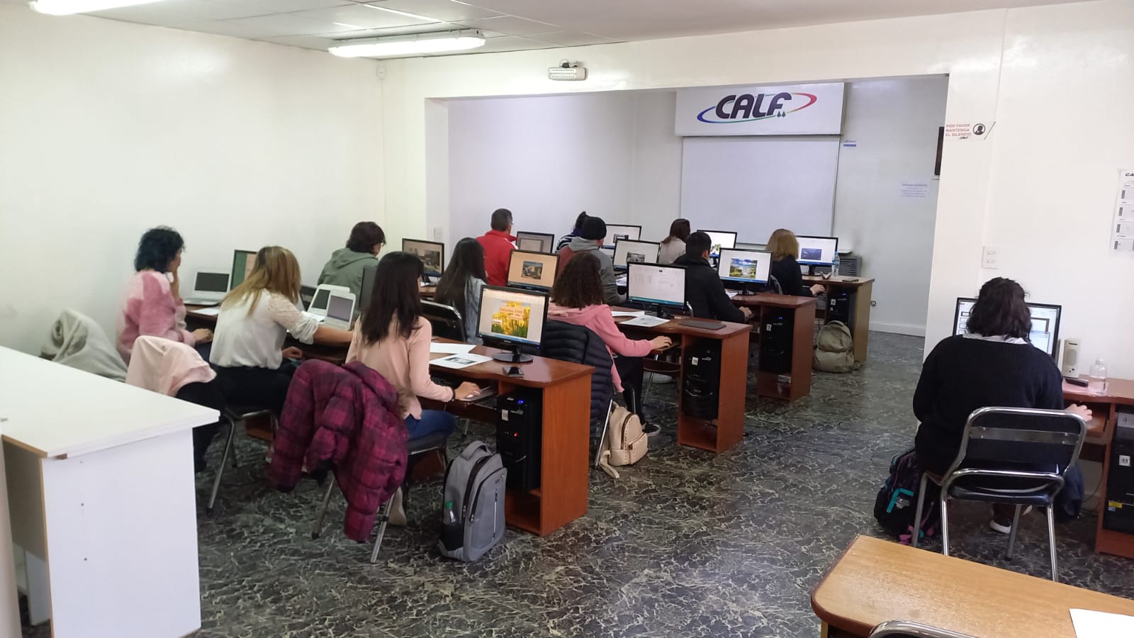 Lee más sobre el artículo COMENZARON LAS PRE-INCRIPCIONES PARA LOS CURSOS GRATUITOS