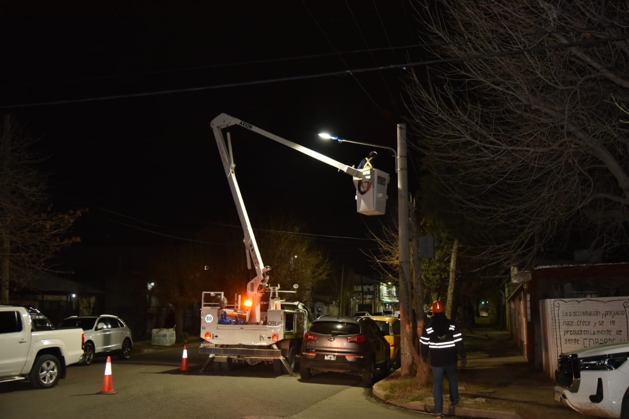 En este momento estás viendo Las LED llegaron al barrio Limay