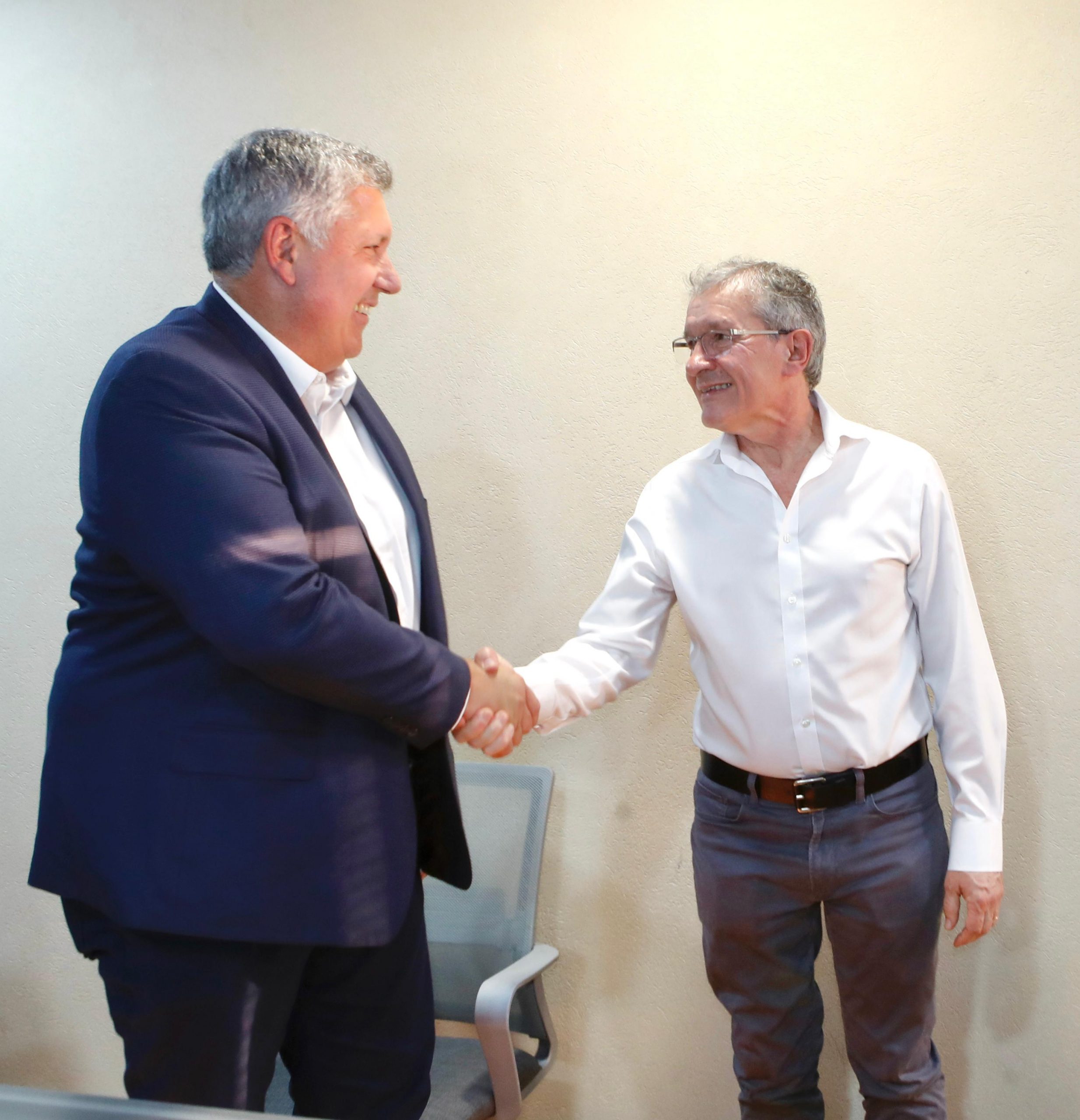 Lee más sobre el artículo Calf recibe más de $ 7.900 millones en un aporte no reintegrable que invertirá en obras de infraestructura eléctrica