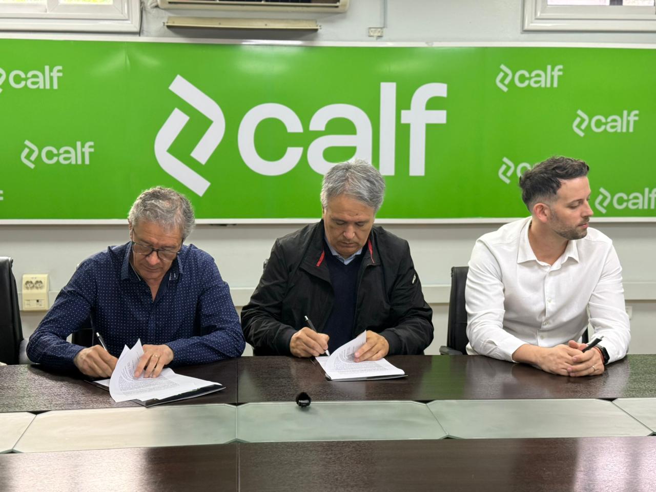 Lee más sobre el artículo Con Calfpay se podrá pagar el estacionamiento medido en Neuquén