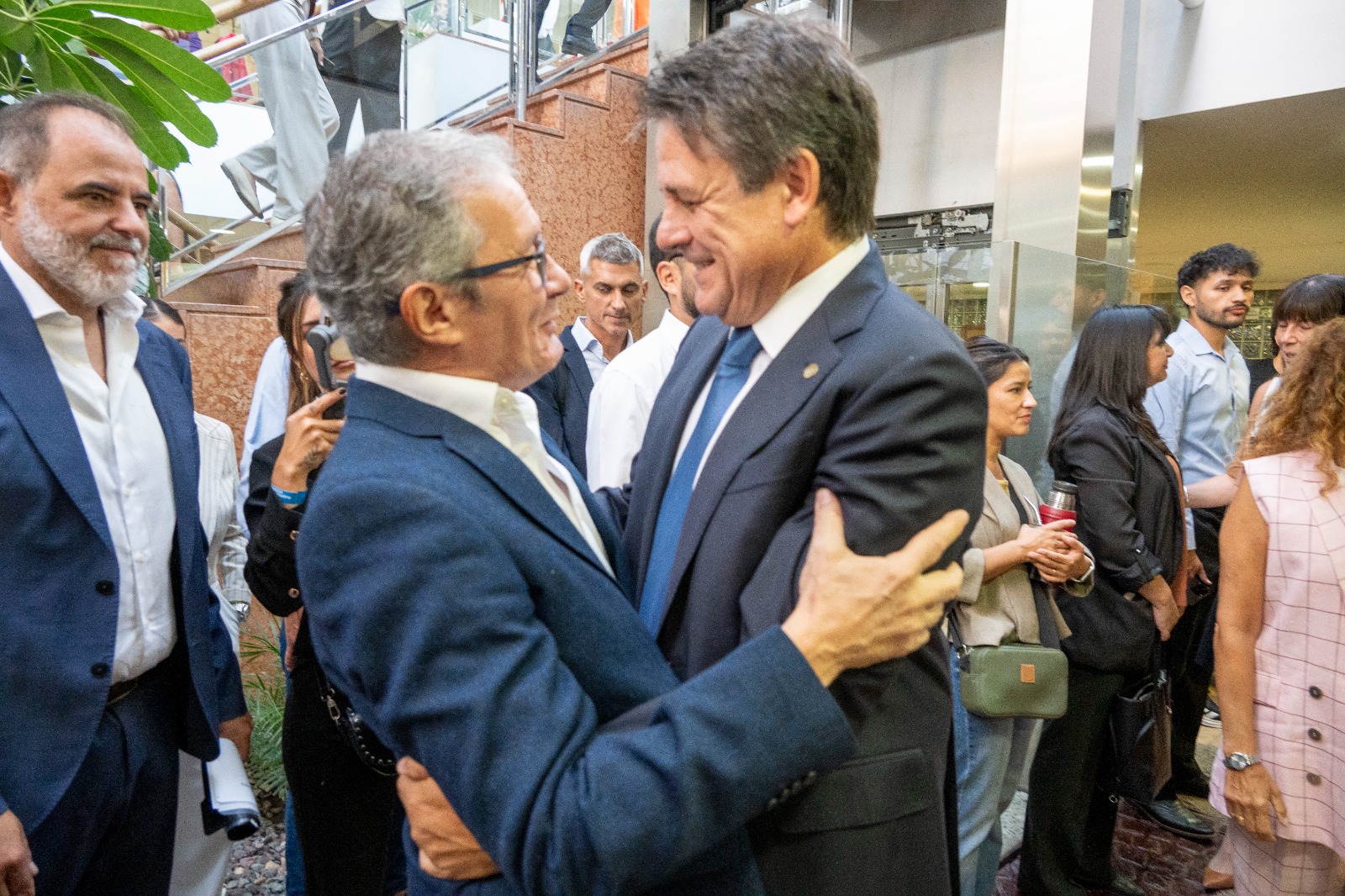 Lee más sobre el artículo CALF presente en la apertura de sesiones: energía para una ciudad que crece