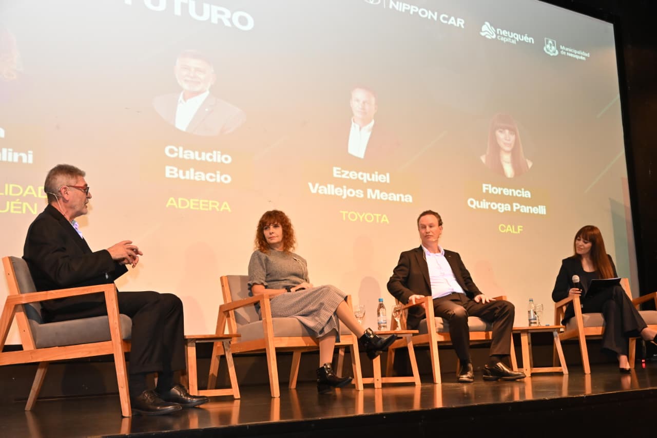 Lee más sobre el artículo CALF impulsó un espacio de diálogo sobre movilidad sustentable y el futuro de las ciudades