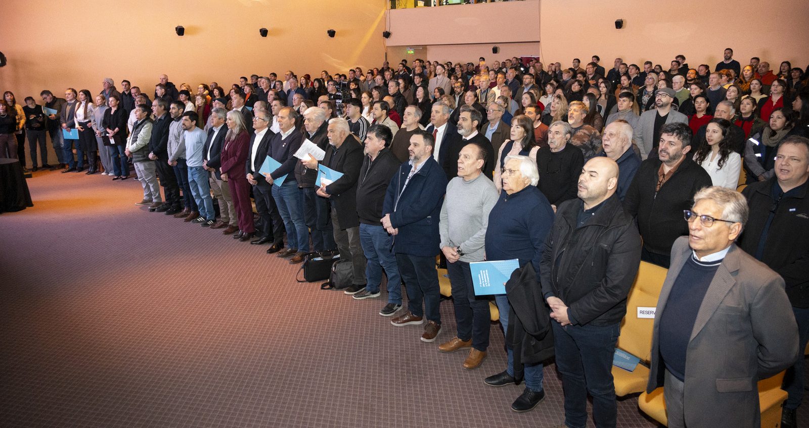 Lee más sobre el artículo El movimiento cooperativo de todo el país respaldó a CALF en Neuquén