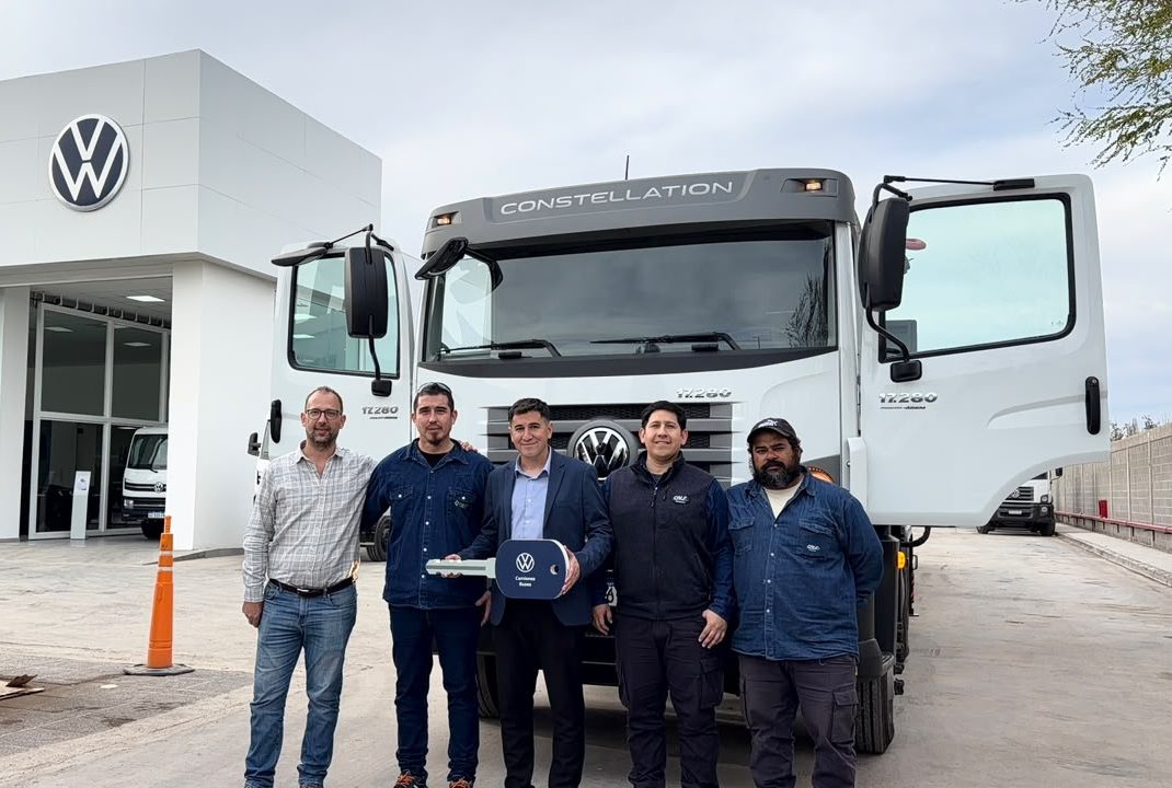 Lee más sobre el artículo CALF incorpora dos camiones 0 km a su parque automotor